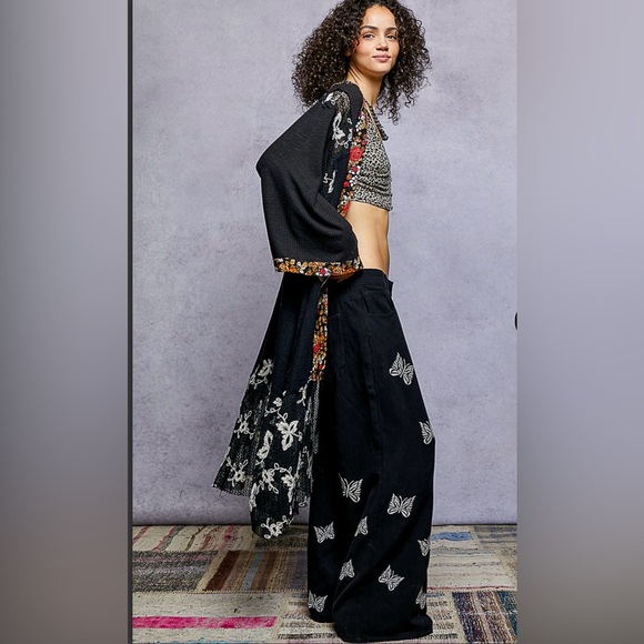 POL Boho Black Embroidered Floral Kimono - Picture 4 of 5